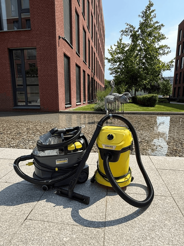 Kärcher Puzzi 8/1 a AD 4 Premium — profesionální čisticí technika Cleanárna